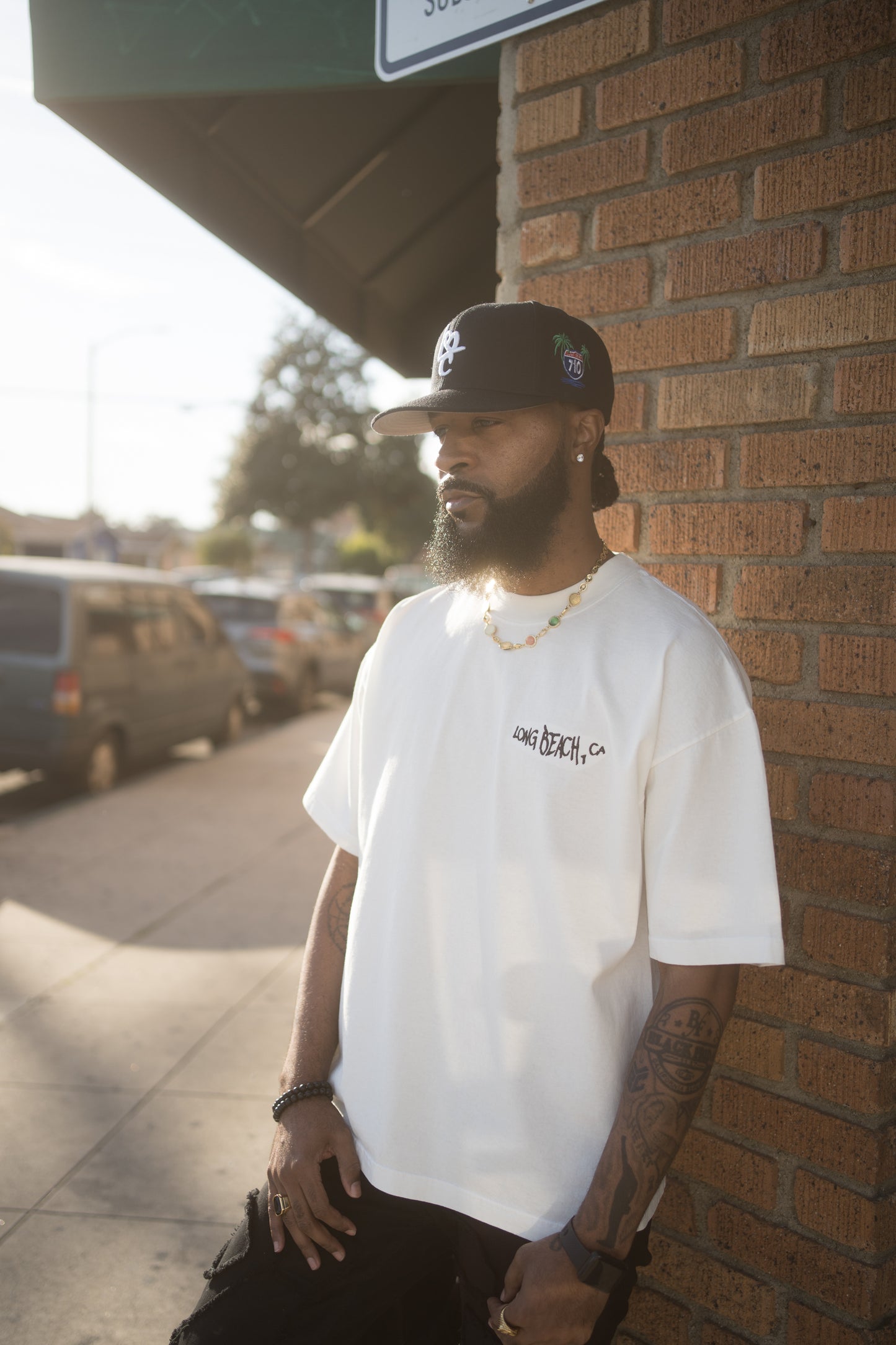 Long Beach, Ca Unisex T-Shirt (Off-White)